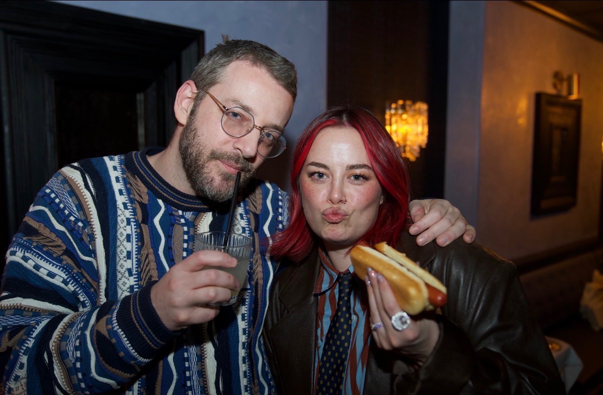 Blind Barber atmosphere